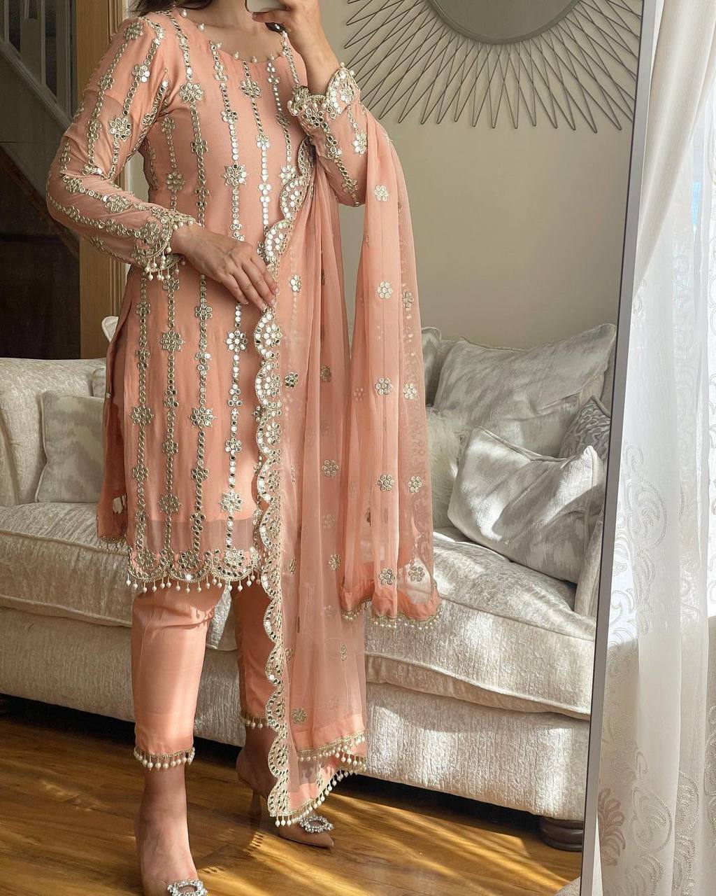 💕*Monsoon Special Presenting New Designer Party Wear Long Pakistani  Suit In Fancy Style*👌💕