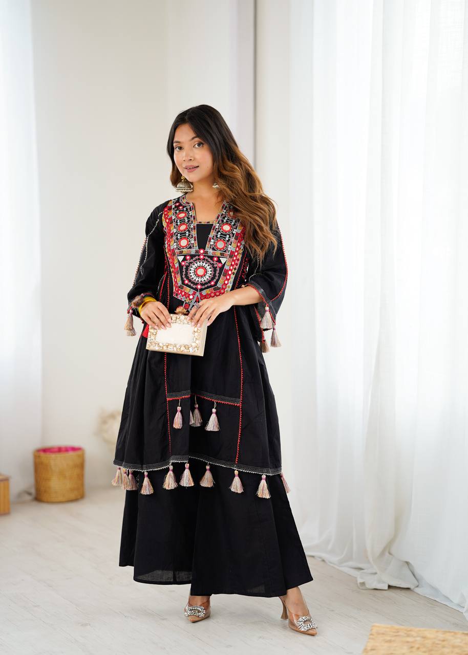 New Designer The Perfect Match Trendy & Comfortable 2-Piece Stylish Ensemble: Includes a well-fitted top and coordinated bottom Set Set