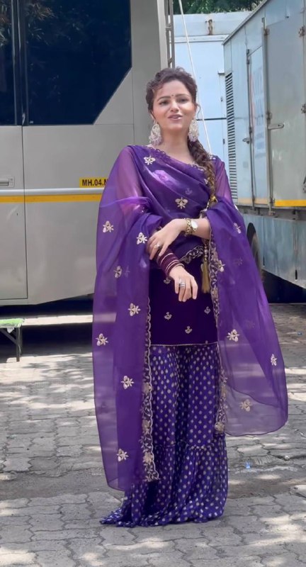 Elegance in Purple: Celebrate Your Style