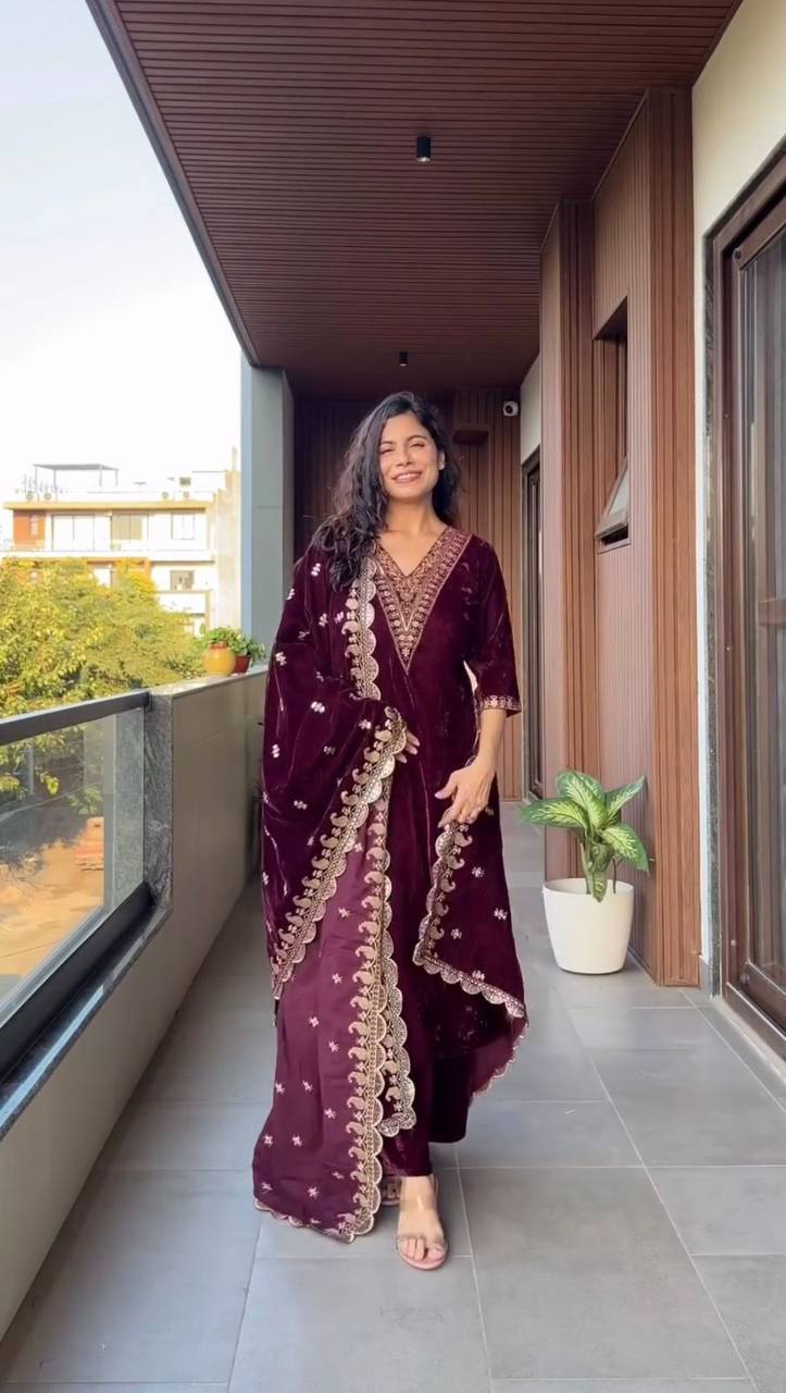 Chic Velvet Ensemble for Stylish Moments