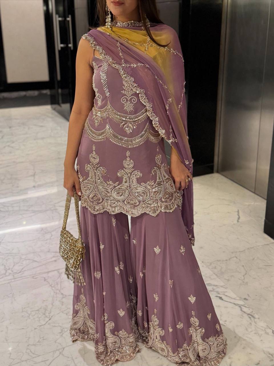 Lavender Charm: Traditional Ethnic Ensemble
