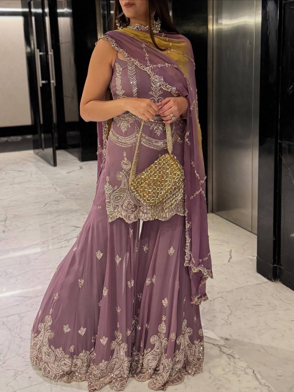 Lavender Charm: Traditional Ethnic Ensemble