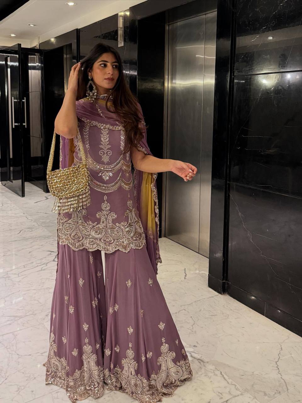 Lavender Charm: Traditional Ethnic Ensemble