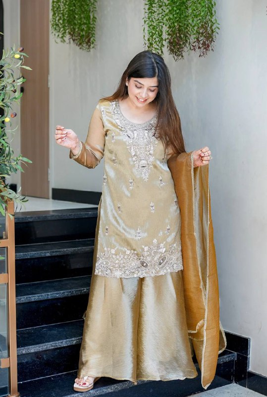 Chic Ethnic Wear for Modern Celebrations
