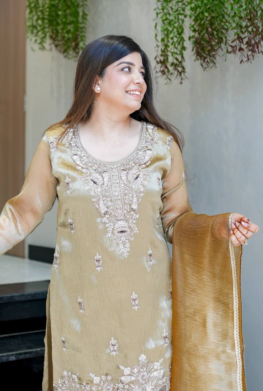 Chic Ethnic Wear for Modern Celebrations