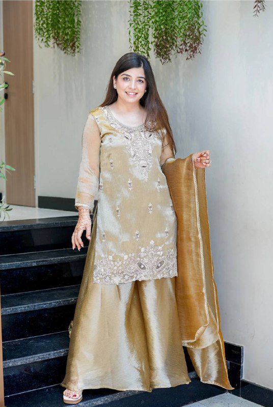 Chic Ethnic Wear for Modern Celebrations