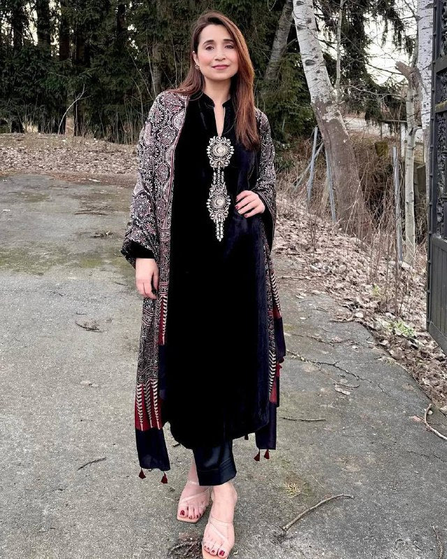 Elegance in Velvet: Timeless Charm