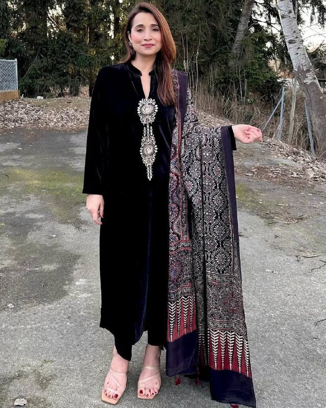 Elegance in Velvet: Timeless Charm