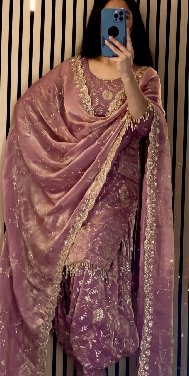 Chic and Charming: Ethnic Style Redefined