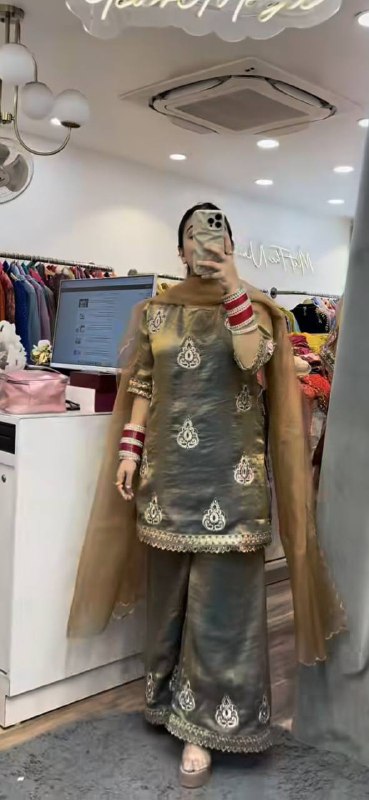 Vibrant Styles for Festive Celebrations