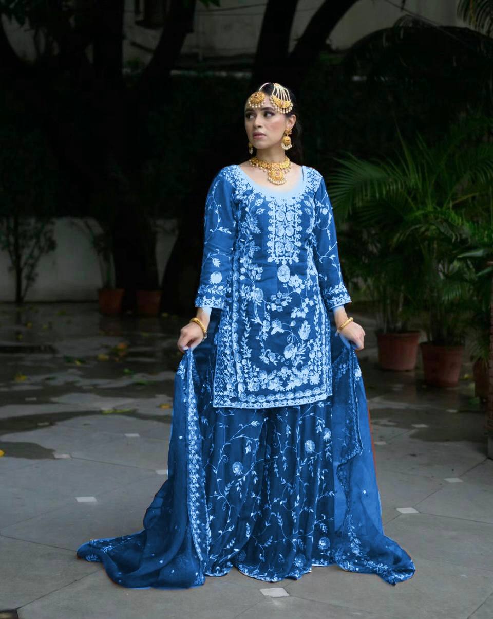 Traditional Elegance: A Timeless Contrast