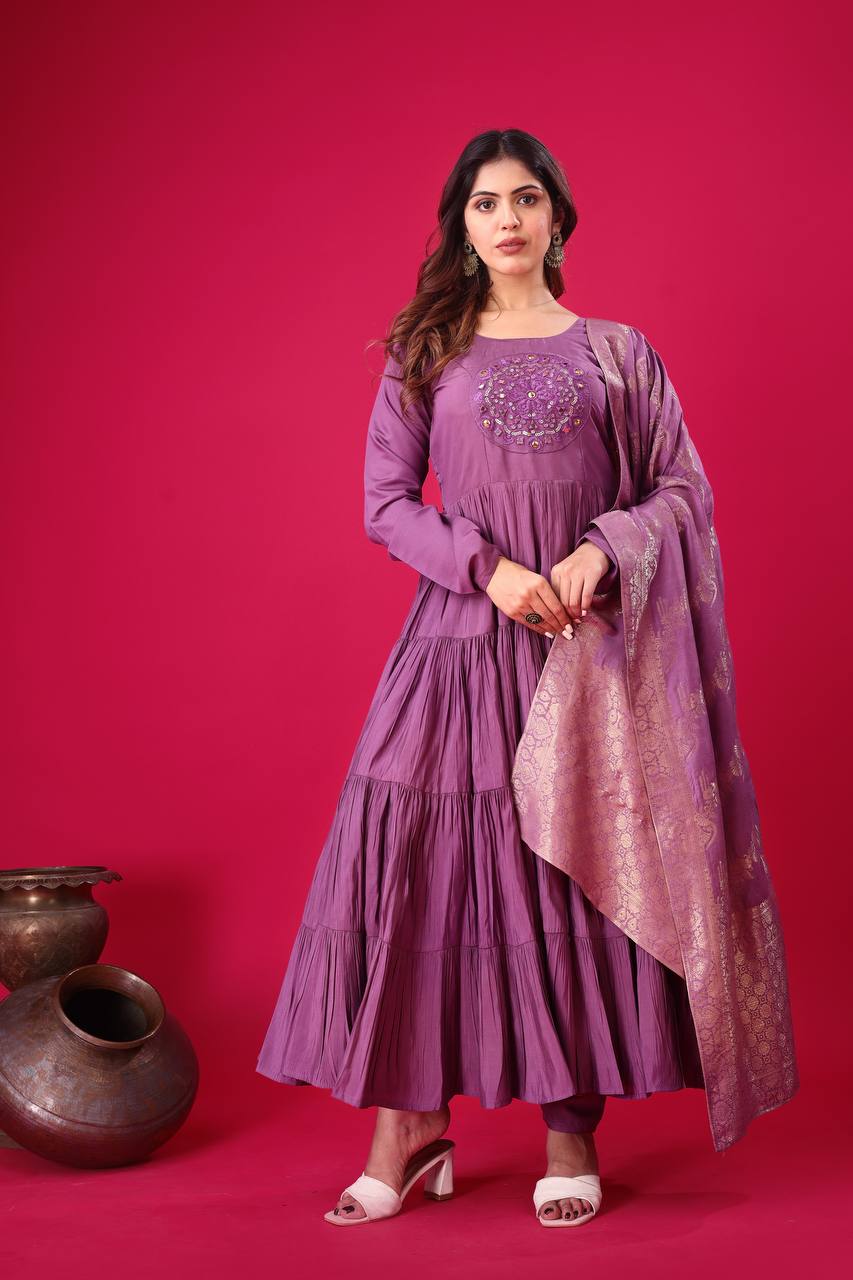 Regal Radiance Anarkali Set