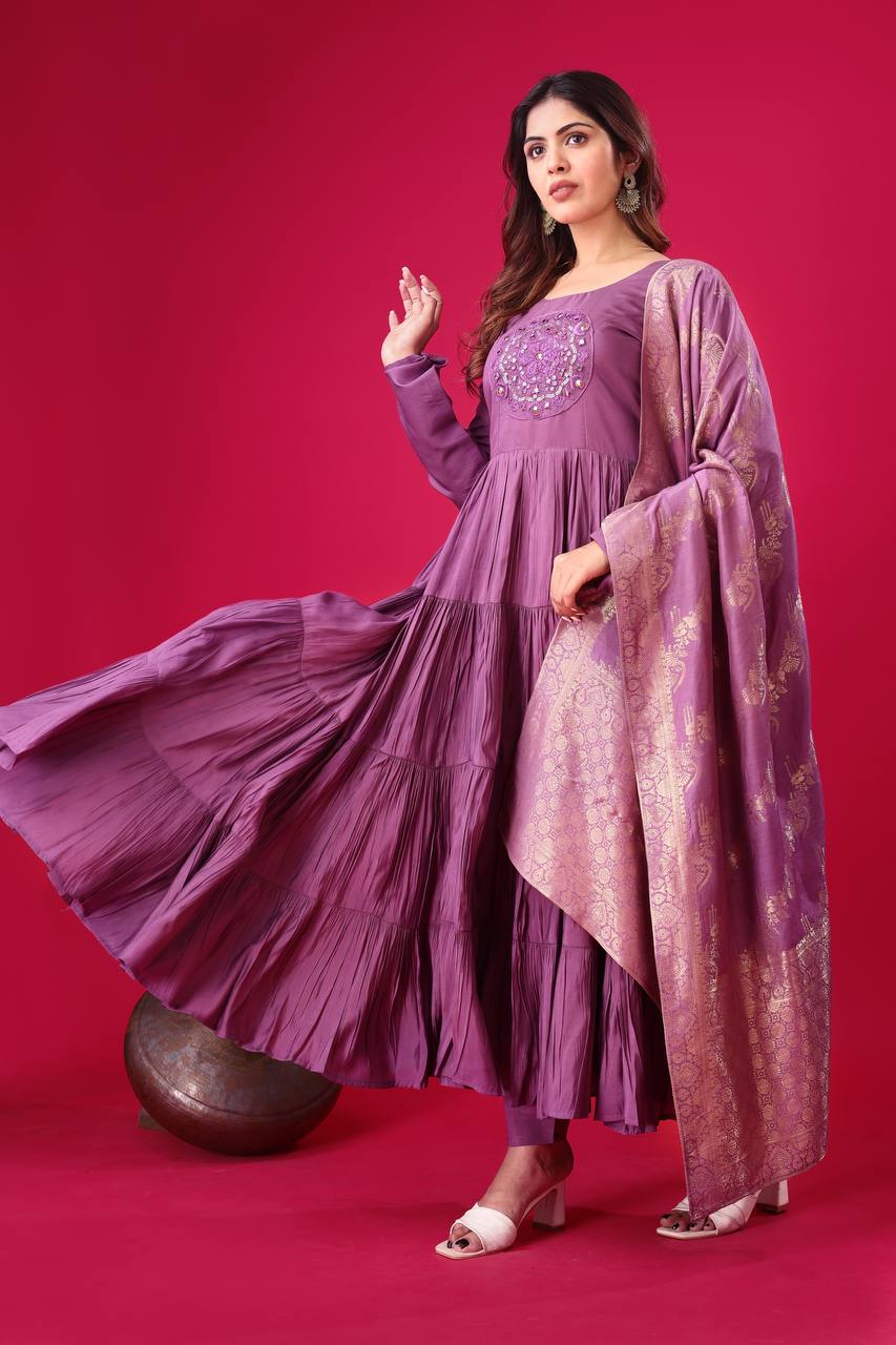 Regal Radiance Anarkali Set