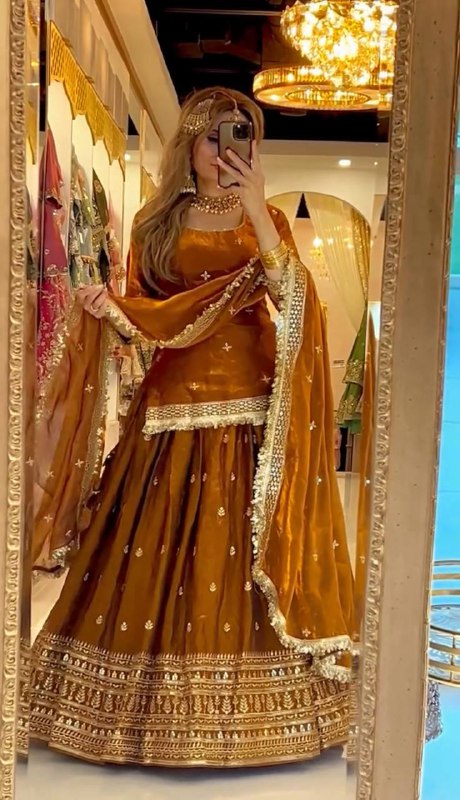 Golden Grace: A Timeless Fashion Statement