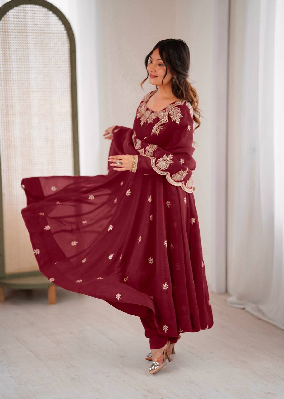 Timeless Beauty in Rich Burgundy Hues