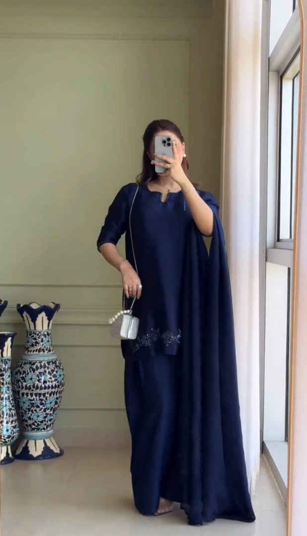 Modern Elegance in a Striking Suit Selfie