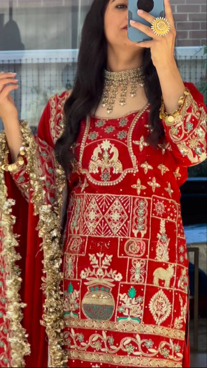 Elegant Threads of Cultural Heritage