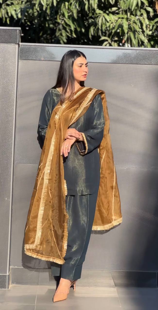 Elegance Redefined The Perfect Ensemble for Every Occasion