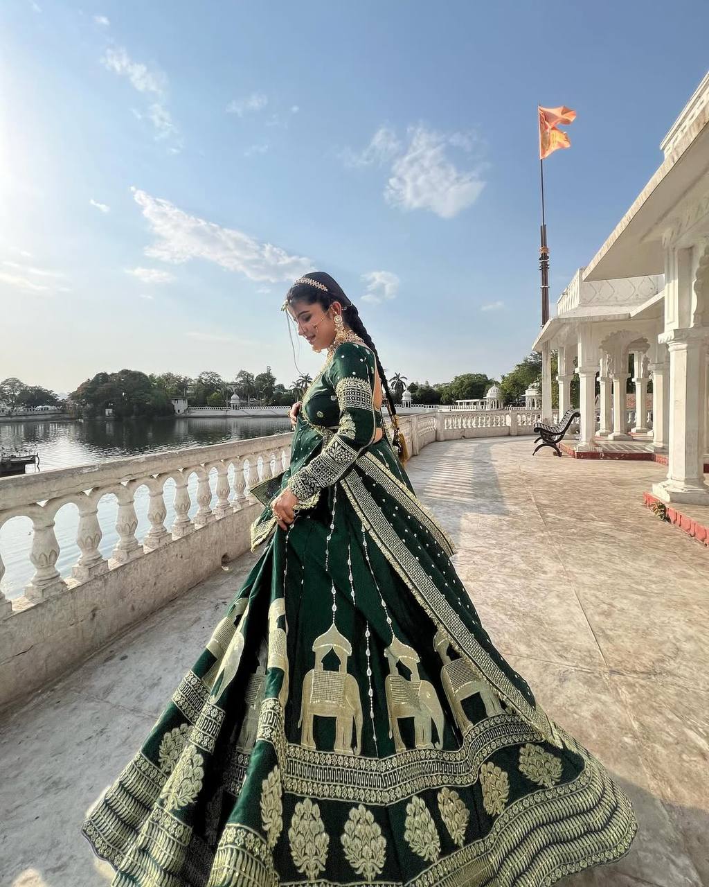 Vibrant Threads of Cultural Splendor