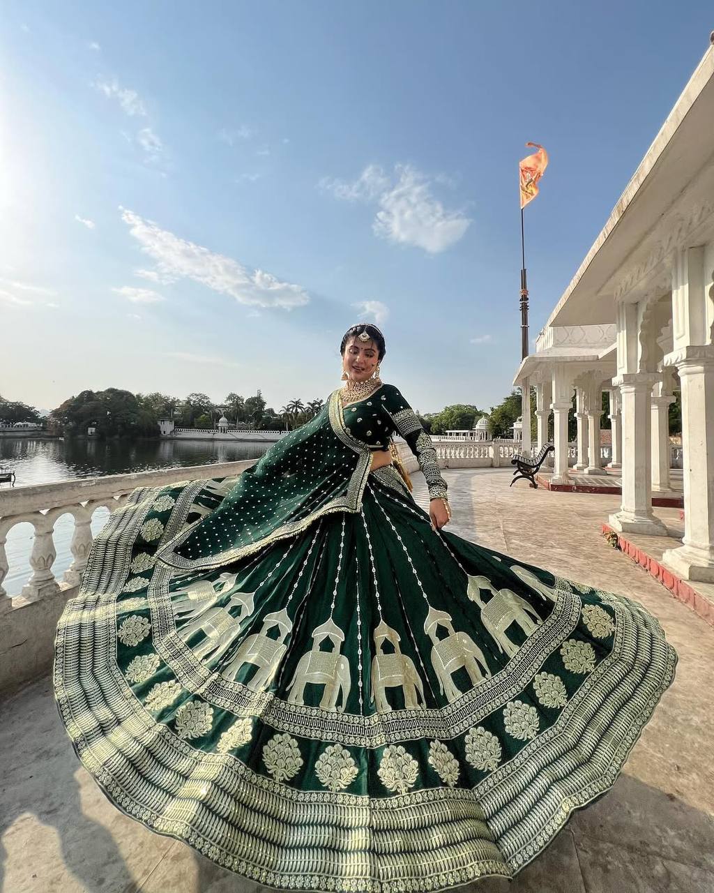 Vibrant Threads of Cultural Splendor