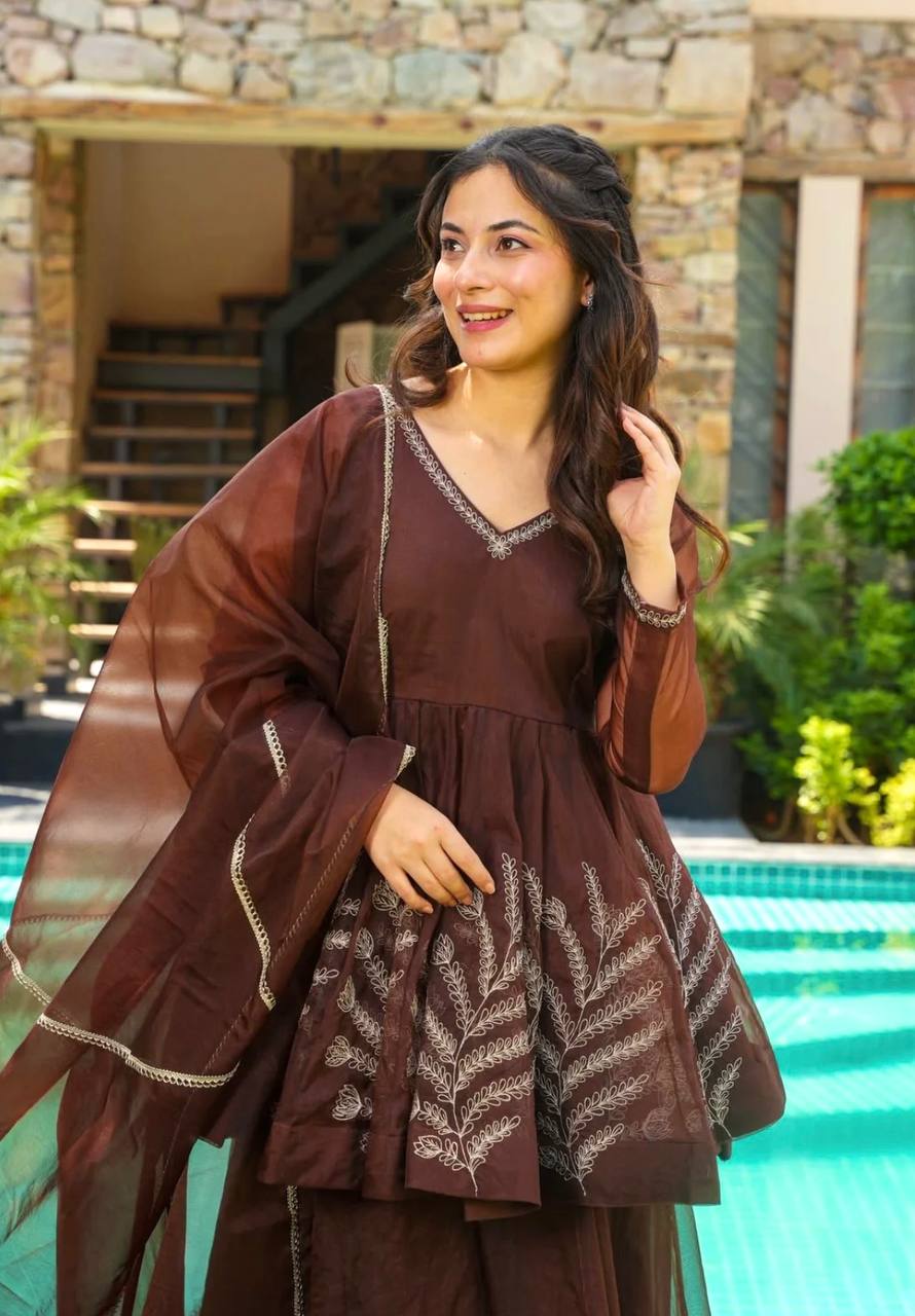 Elegance in Earthy Brown Hues