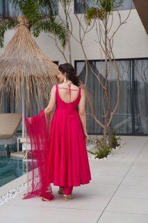Elegant Black Ethnic Wear for Any Occasion