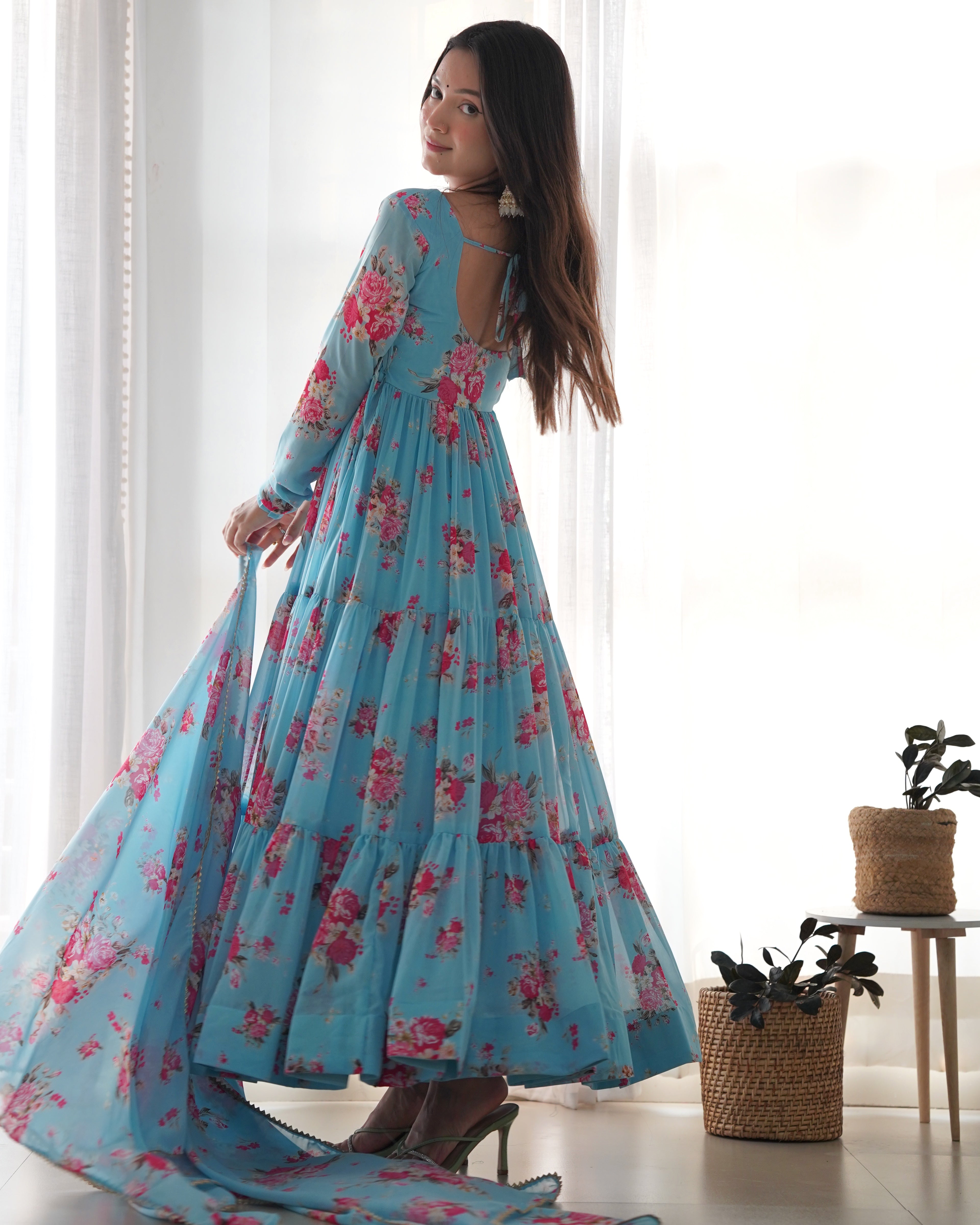 *PURE SOFT FOX GEORGETTE FLORAL PRINT FABRIC FULLY FLAIR ANARKALI,WITH DUPPTA SET,PENT READY TO WEAR*